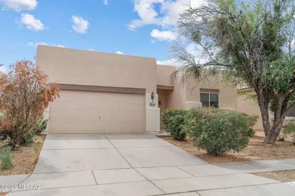 84 N Desert Stream, Tucson, AZ 85745