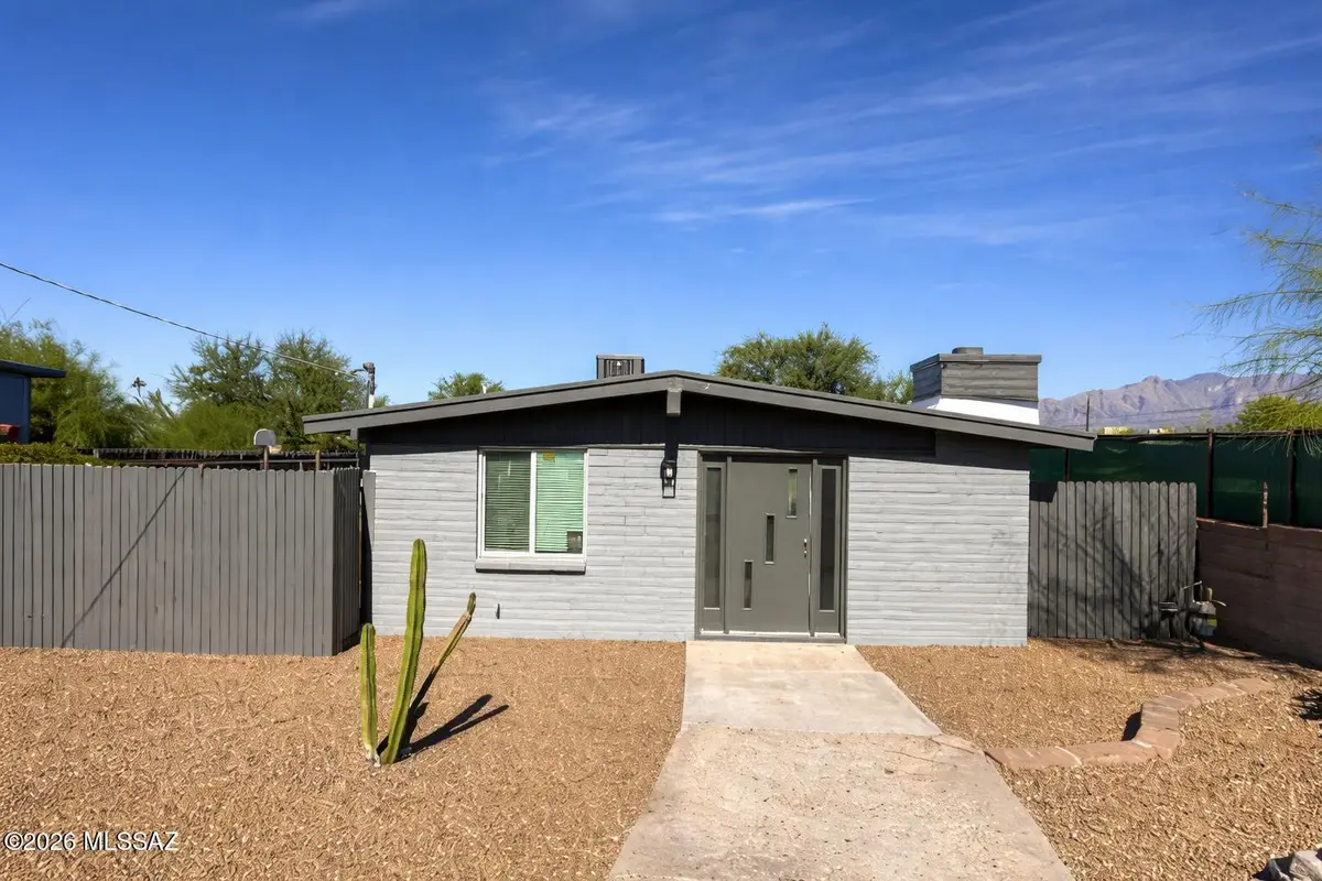 206 W Blacklidge, Tucson, AZ 85705 - #1