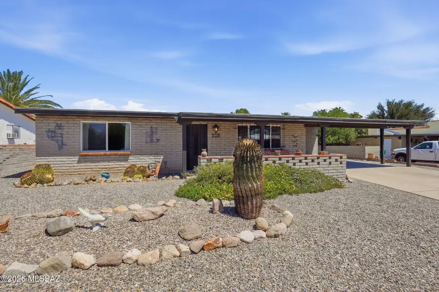 117 E El Limon, Green Valley, AZ 85614 - #2