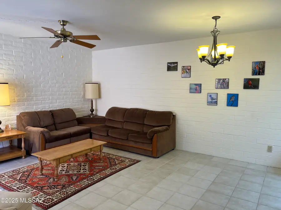 243 N Calle Del Diablo, Green Valley, AZ 85614 - #2