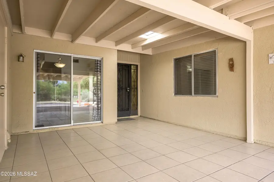 201 N Calle Del Lago, Green Valley, AZ 85614 - #2