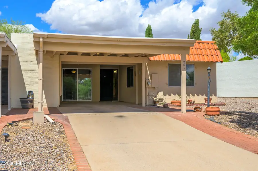 201 N Calle Del Lago, Green Valley, AZ 85614 - #3