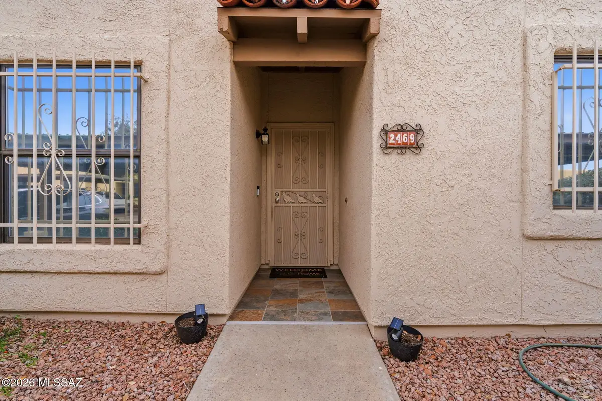 2469 N Ironwood Ridge, Tucson, AZ 85745 - #1