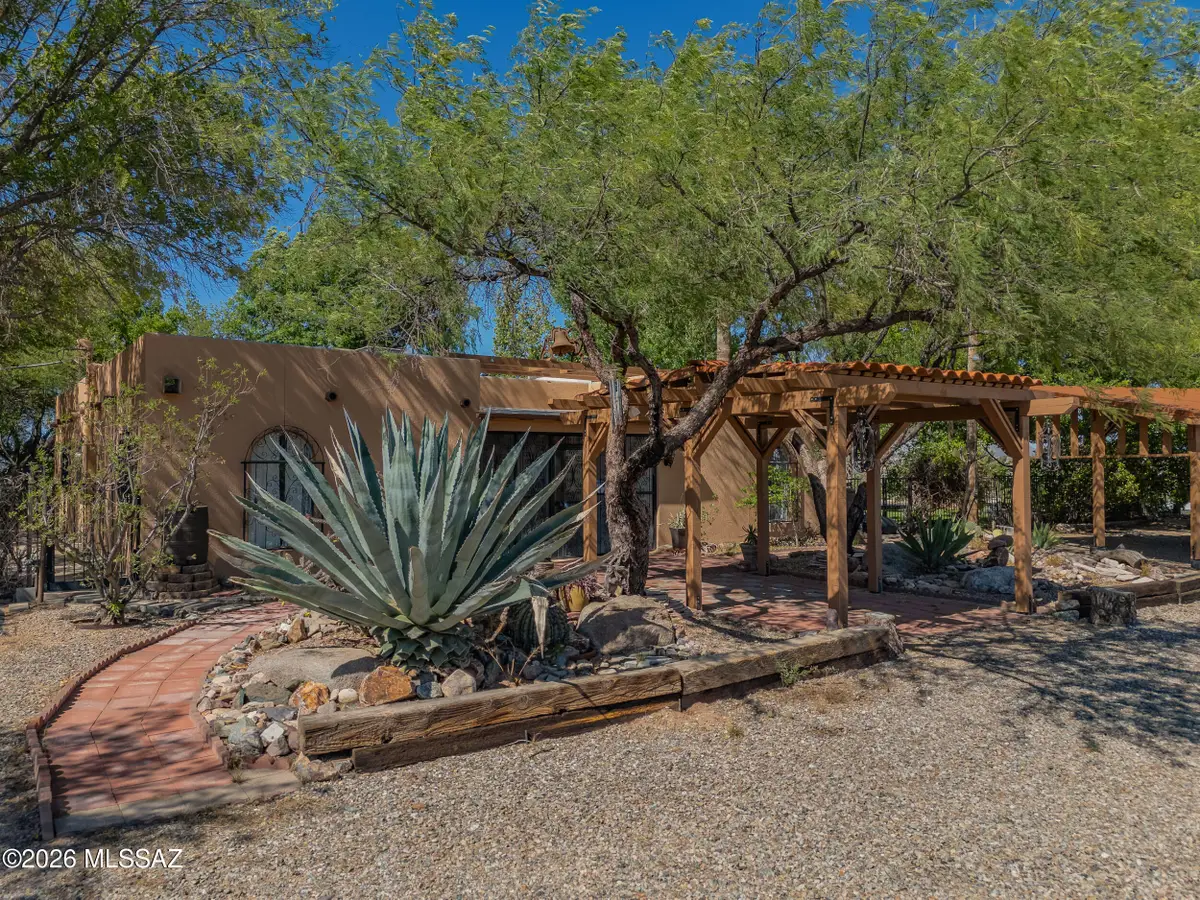 500 S Foundation Five, Benson, AZ 85602 - #1