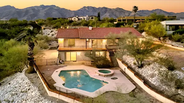 4710 N Paseo Saric, Tucson, AZ 85750