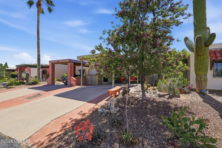 261 N Calle Del Lago, Green Valley, AZ 85614 - #3