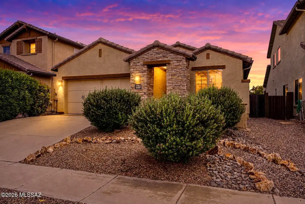1283 W Vinovo Pass, Oro Valley, AZ 85755 - #1