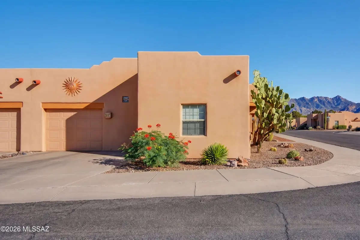 3697 S Paseo De Los Nardos, Green Valley, AZ 85614 - #1