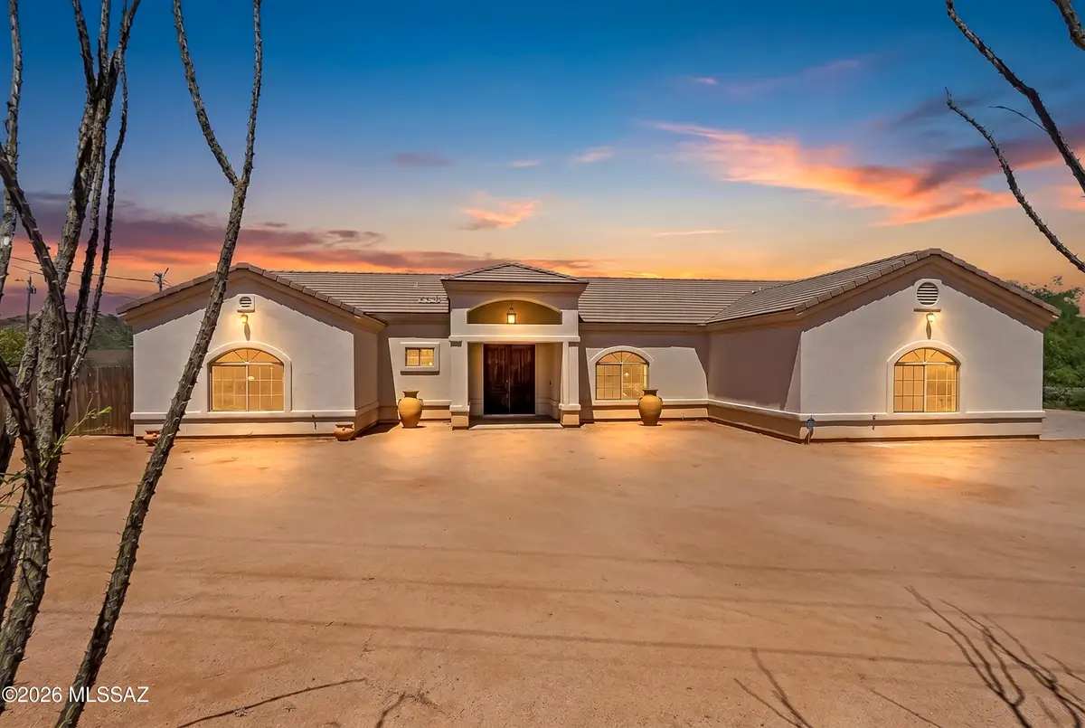 880 Calle Zapotec, Rio Rico, AZ 85648 - #1