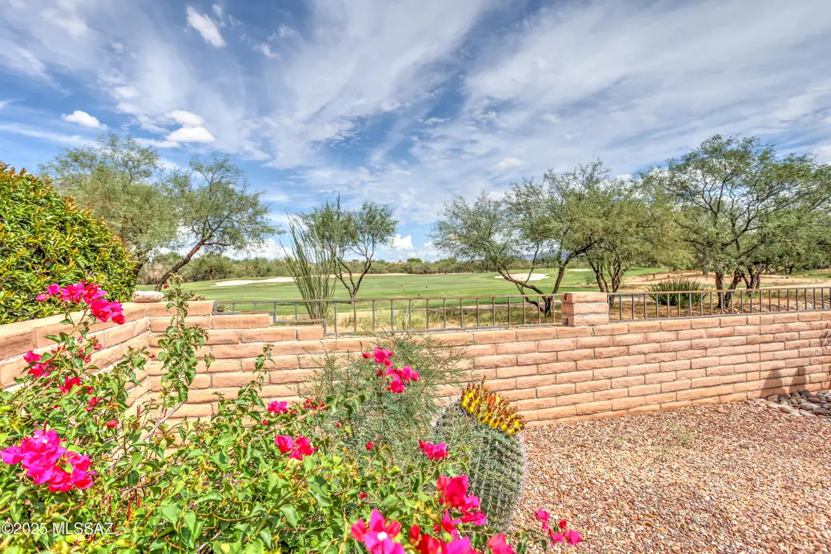 2303 E Desert Pueblo Pass, Green Valley, AZ 85614 - #1