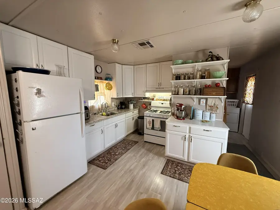 3164 W Stewart, Benson, AZ 85602 - #3