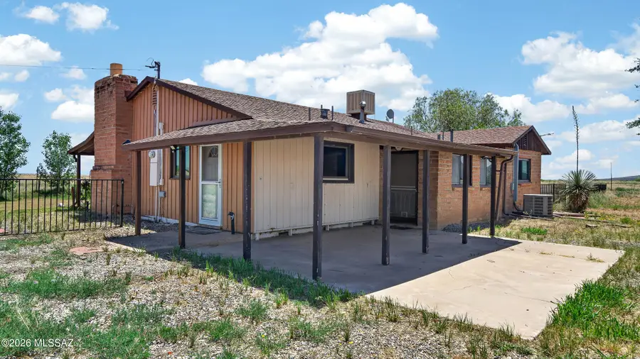 9601 S Robison, Willcox, AZ 85643 - #3