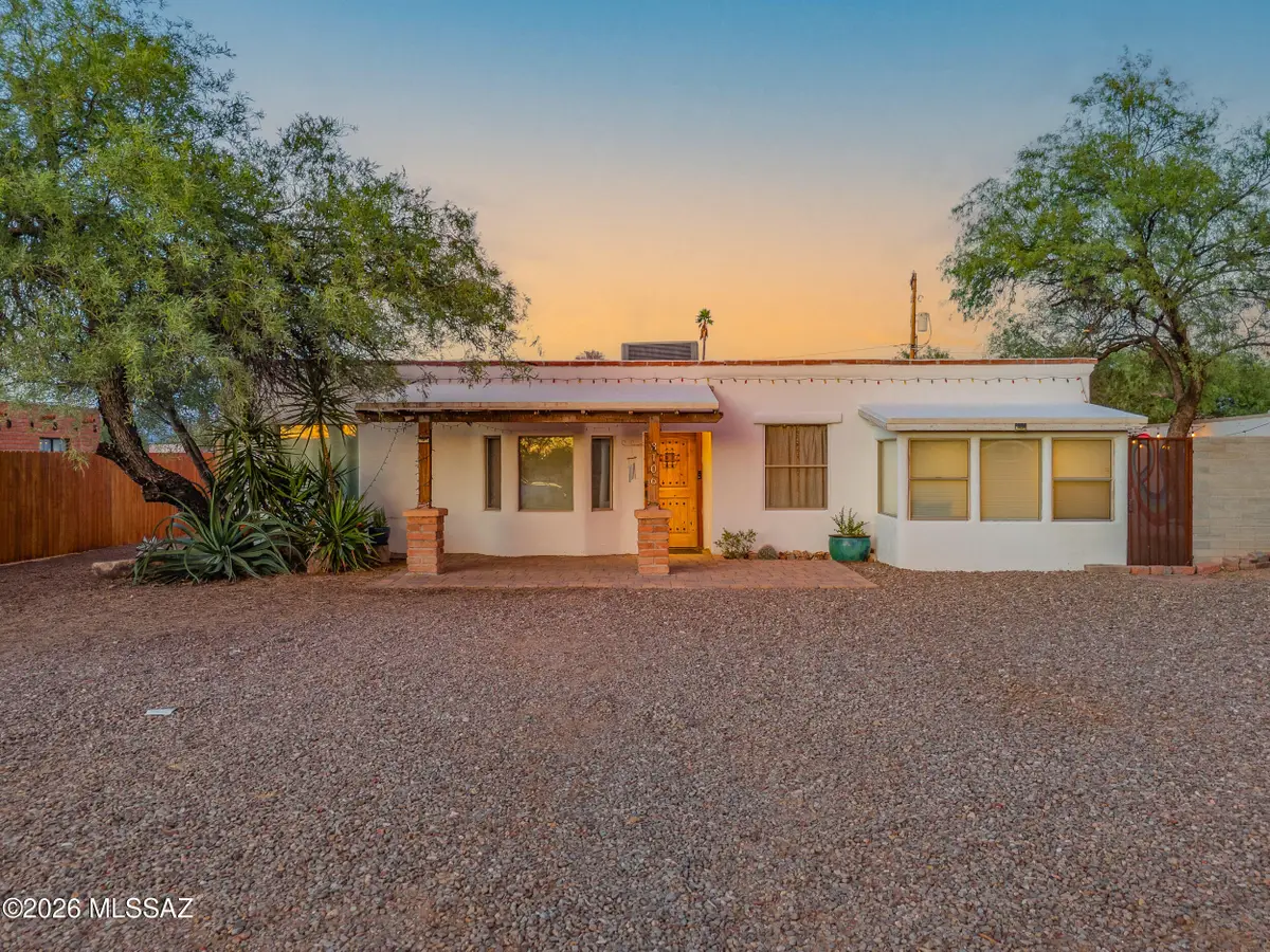 3106 N Tyndall, Tucson, AZ 85719 - #1