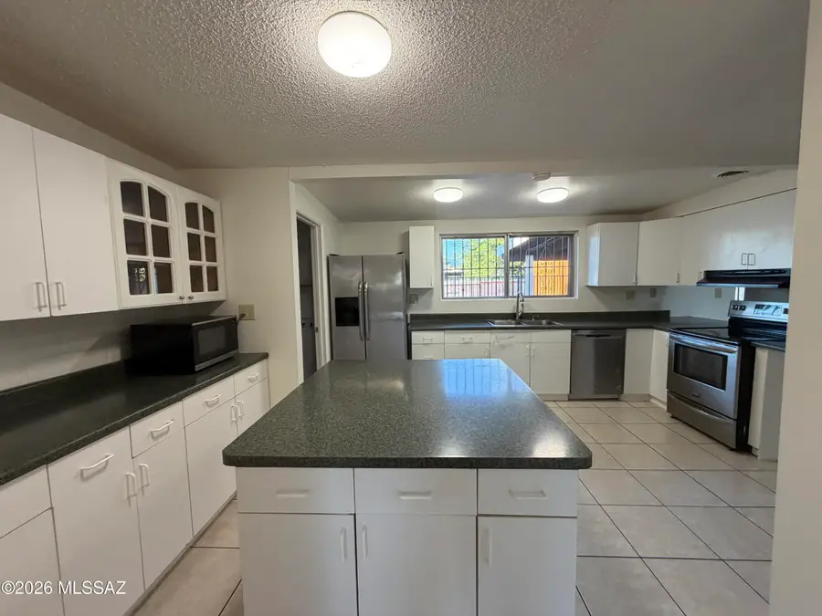 8175 E 20th, Tucson, AZ 85710 - #3