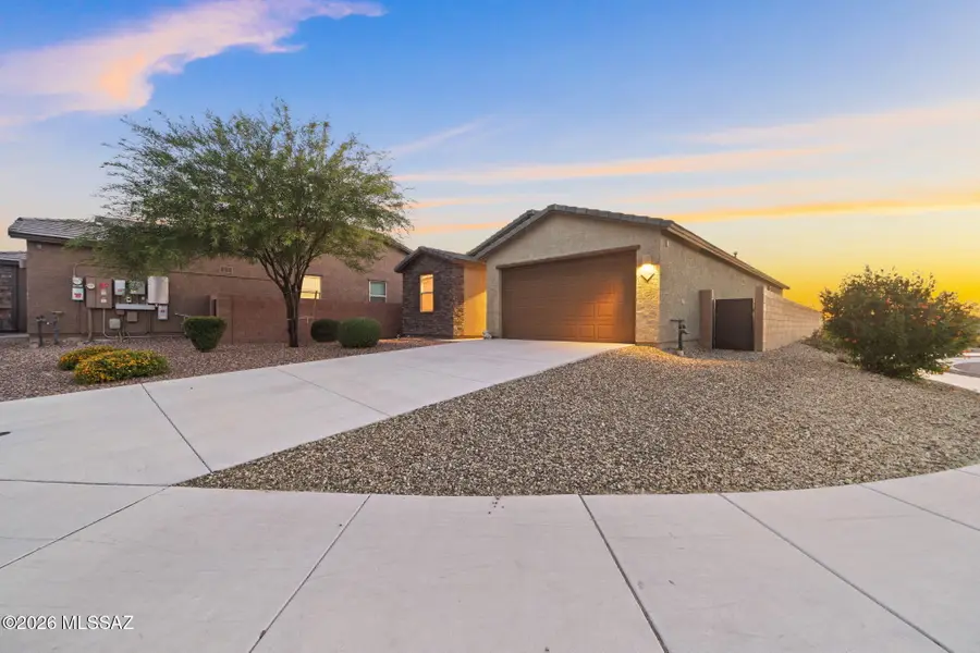 7956 S Silver Lillie, Tucson, AZ 85747 - #3