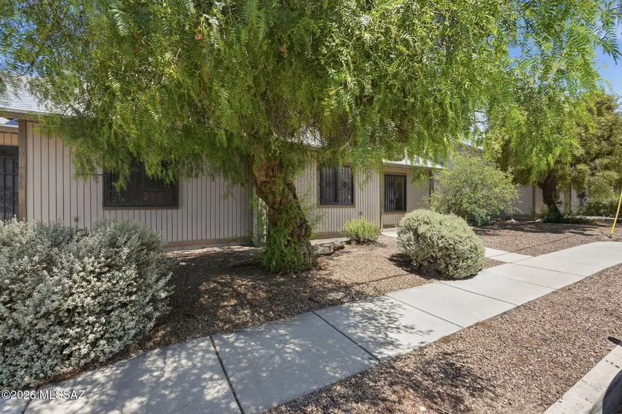 601 W Redondo, Tucson, AZ 85705 - #2