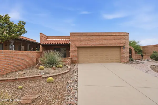 1072 W Camino Urbano, Green Valley, AZ 85622