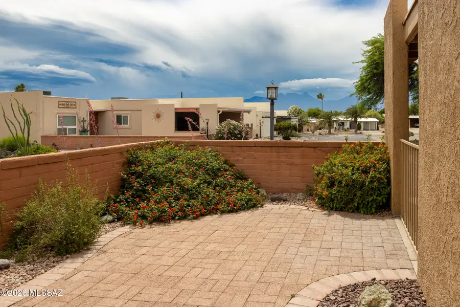 724 W Rio San Pedro, Green Valley, AZ 85614 - #2