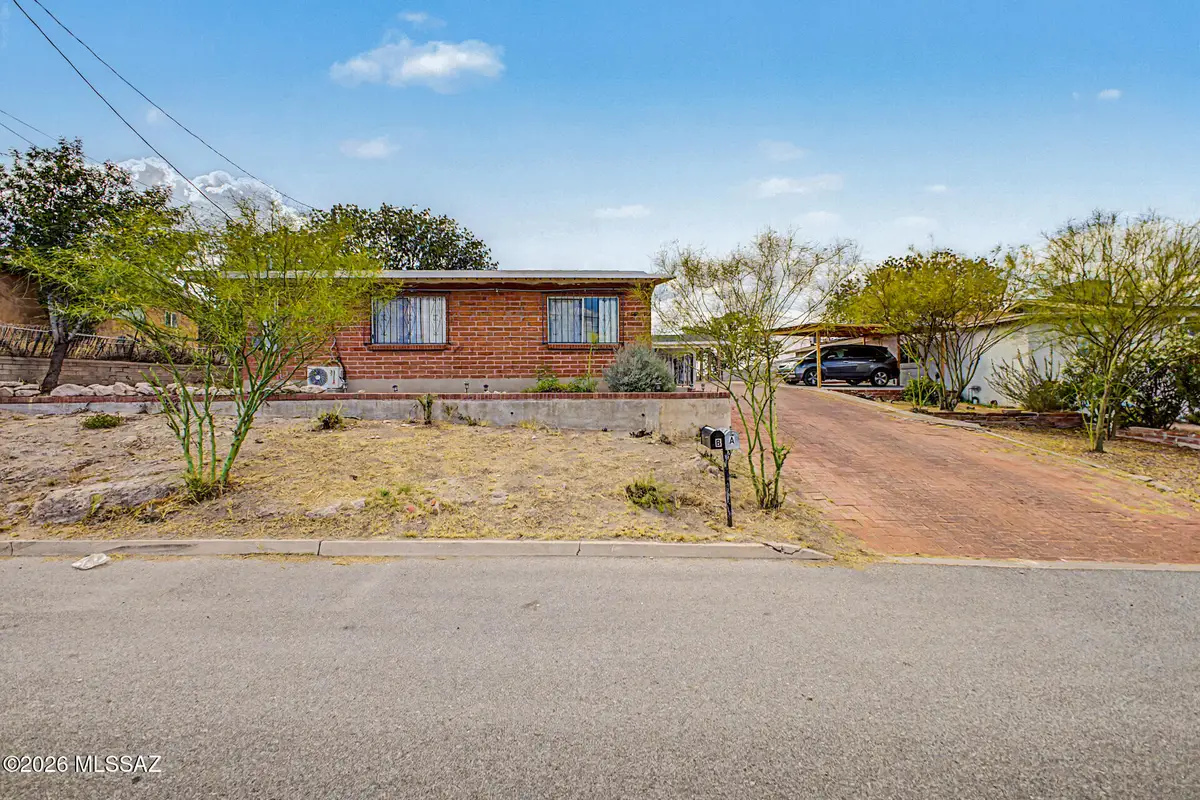 451 N Macnab, Nogales, AZ 85621 - #1