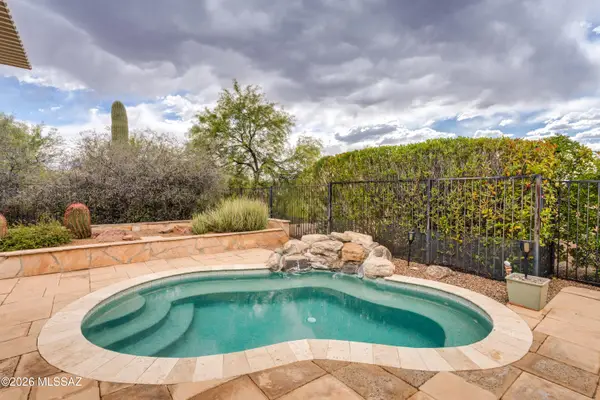 2350 E Skywalker, Green Valley, AZ 85614