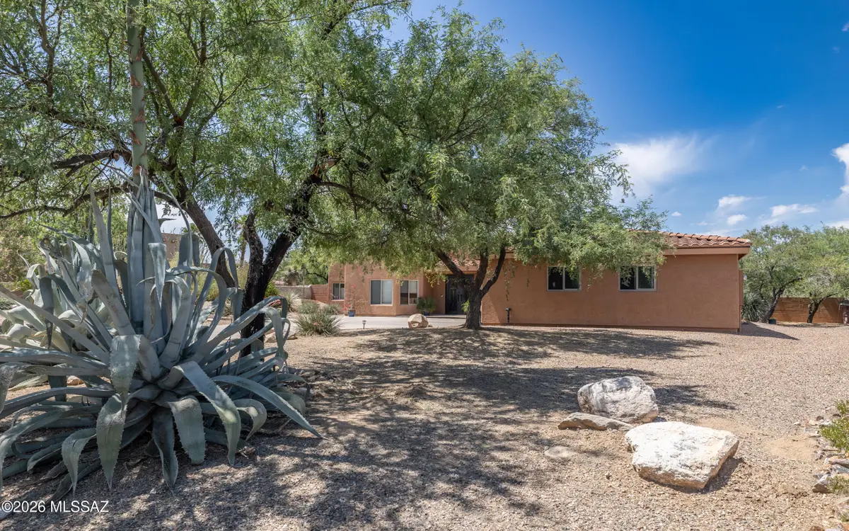 241 N Slate, Vail, AZ 85641 - #1