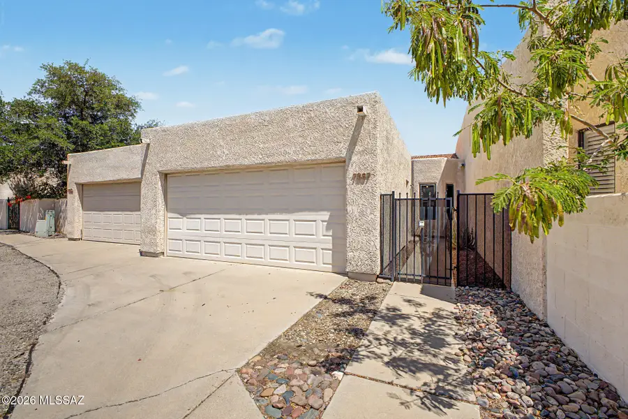 7867 E Roget, Tucson, AZ 85710 - #3