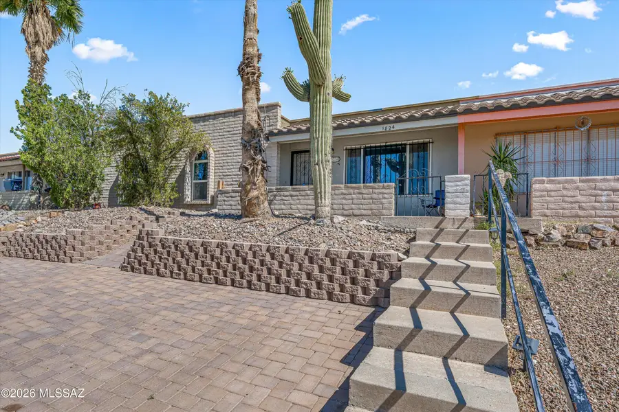 1824 W Caravelle, Tucson, AZ 85713 - #2