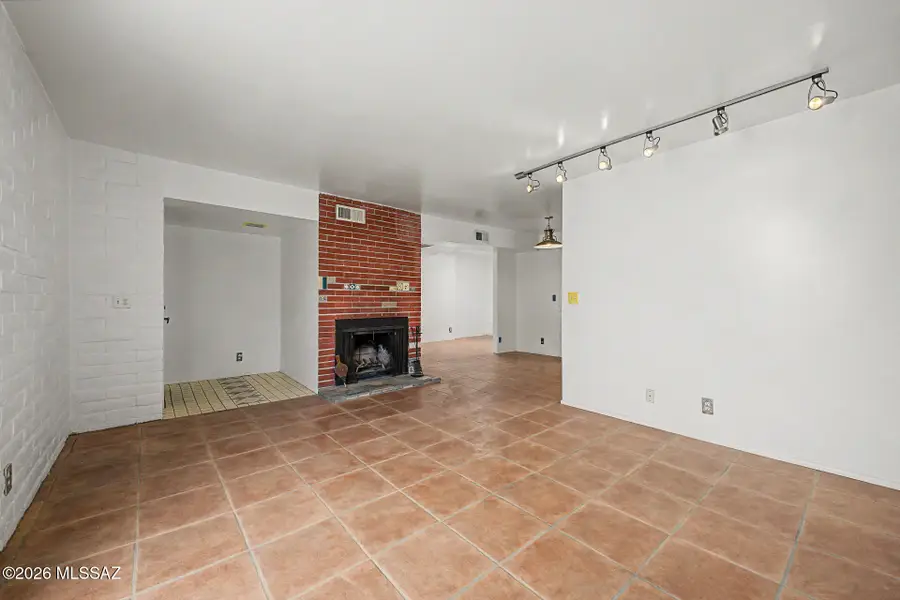 8450 E Old Spanish, Tucson, AZ 85710 - #3