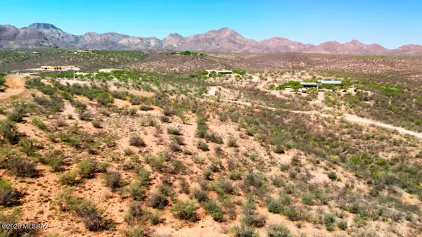 30 Garret Ranch Rd, Tubac, AZ 85646