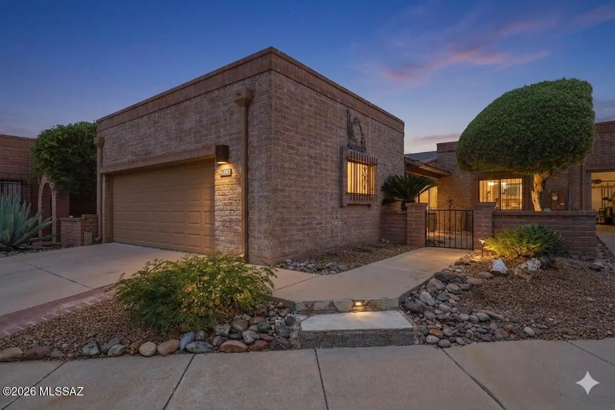 1160 W Camino Del Pato, Green Valley, AZ 85622 - #1