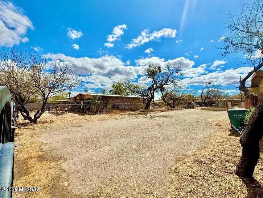 1231 W Ontario, Tucson, AZ 85745 - #2