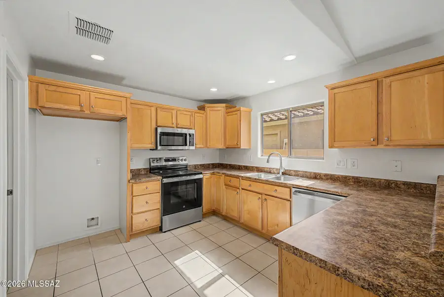 6644 W Quailwood, Tucson, AZ 85757 - #3
