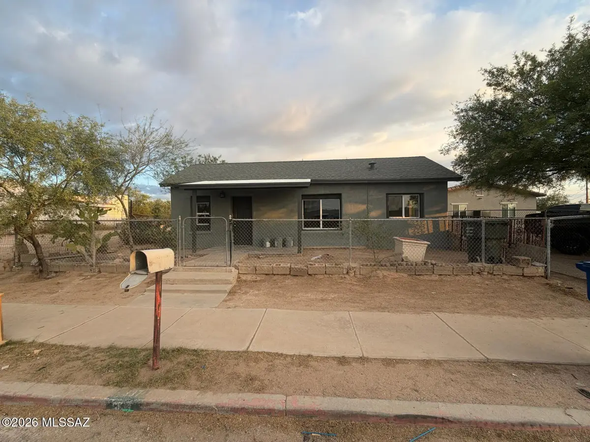 337 W 27th, Tucson, AZ 85713 - #1