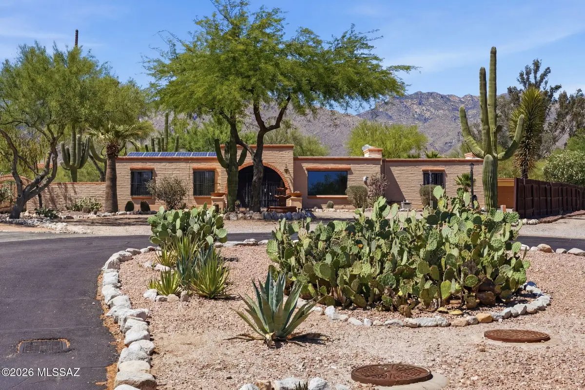 4390 N Camino Vinorama, Tucson, AZ 85750 - #1