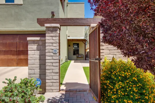 383 E Croydon Park, Tucson, AZ 85704