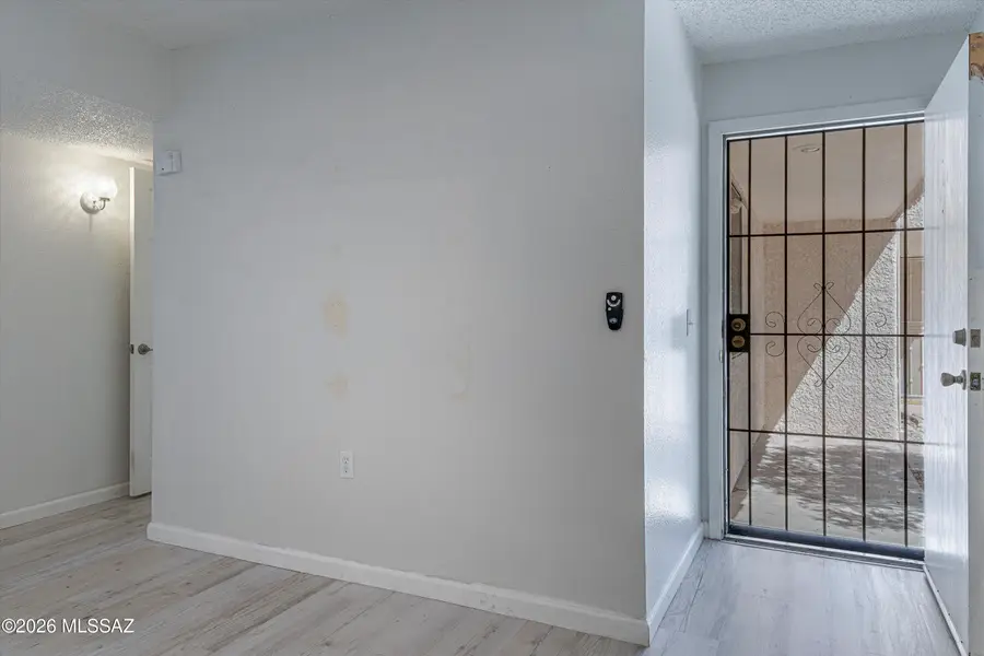 9420 E Speedway, Tucson, AZ 85710 - #3