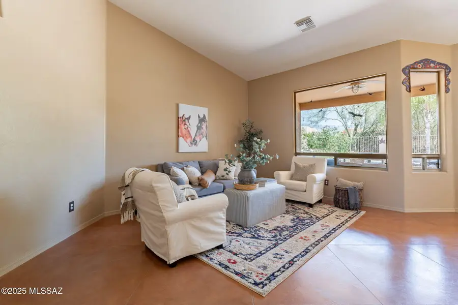 11372 N Twin Spur, Oro Valley, AZ 85737 - #3