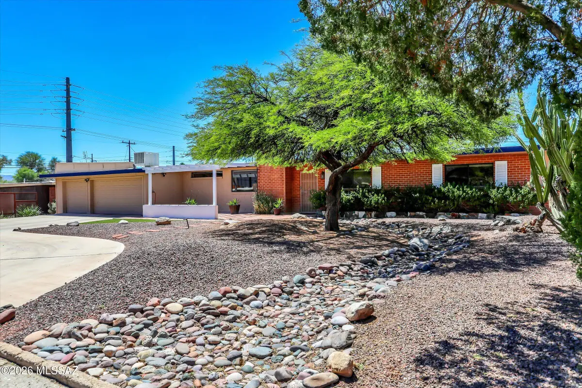 7052 E Baker, Tucson, AZ 85710 - #1