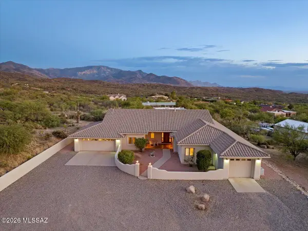 1633 W La Mariposa, Oracle, AZ 85623