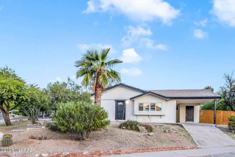 8202 E Kenyon, Tucson, AZ 85710 - #2