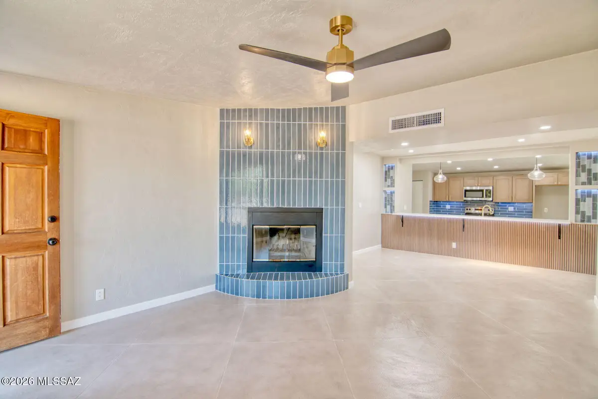 6458 E Calle Castor, Tucson, AZ 85710 - #1