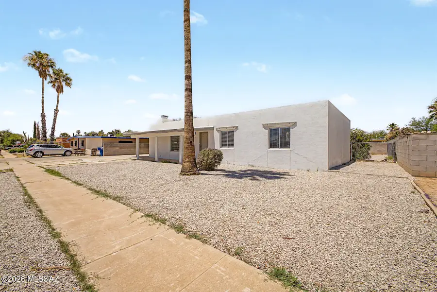 7627 E 42nd, Tucson, AZ 85730 - #2