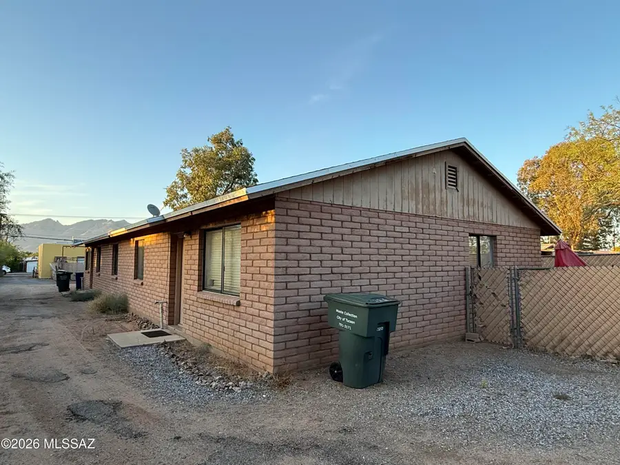 4224 E Lee, Tucson, AZ 85712 - #3