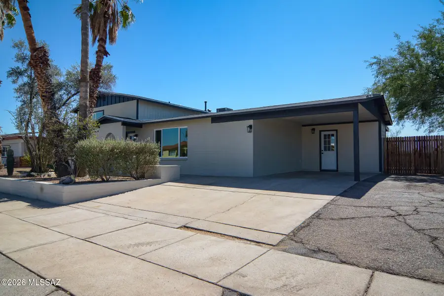 7611 N Massingale, Tucson, AZ 85741 - #3
