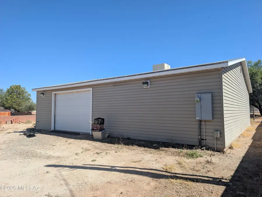 139 E 6th, Benson, AZ 85602 - #2
