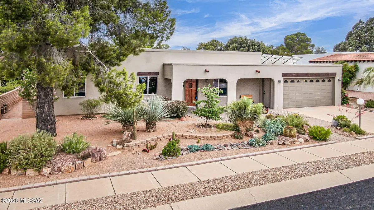 342 E Placita Elegancia, Green Valley, AZ 85614 - #1