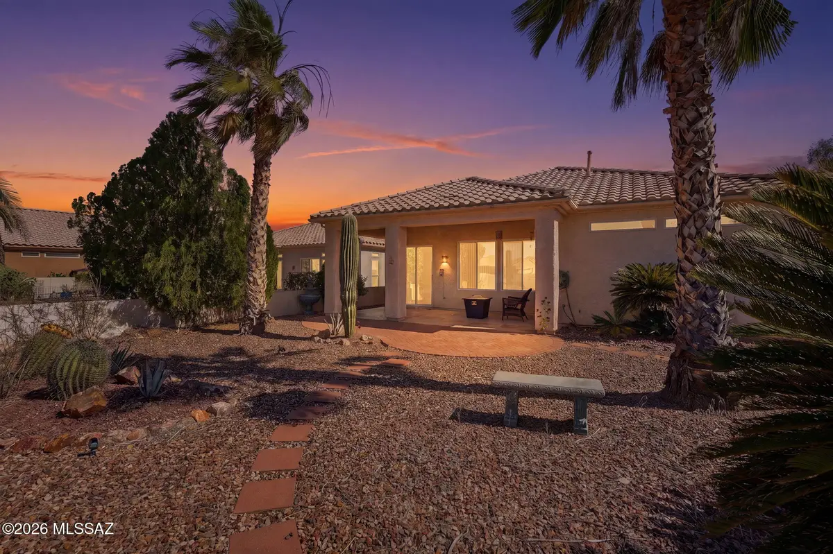 306 W Continental Vista, Green Valley, AZ 85614 - #1