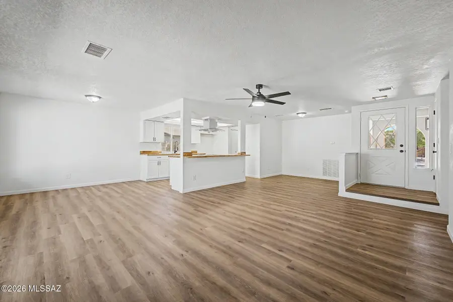 7500 S Via Hermosa, Tucson, AZ 85746 - #3