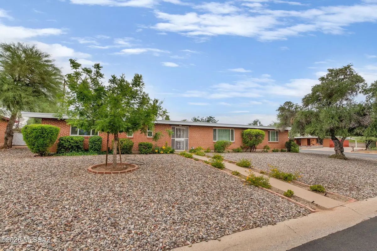 6902 E Calle Canis, Tucson, AZ 85710 - #1