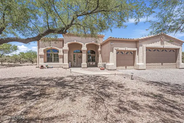 1282 W Via De Santo Tomas, Sahuarita, AZ 85629